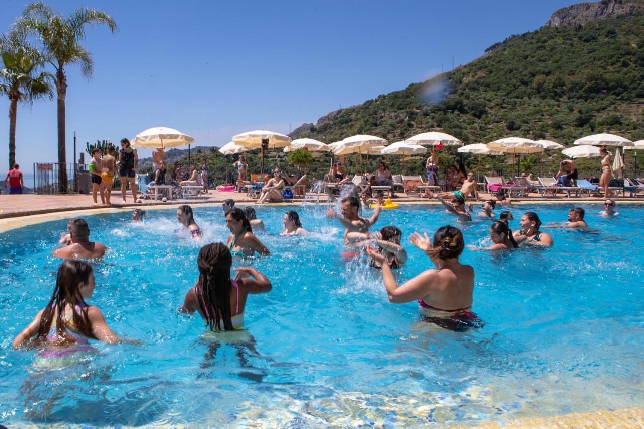 Hotel Olimpo Le Terrazze Letojanni Εξωτερικό φωτογραφία