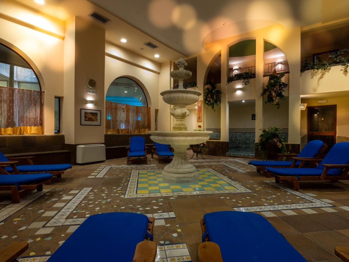 Hotel Olimpo Le Terrazze Letojanni Εξωτερικό φωτογραφία